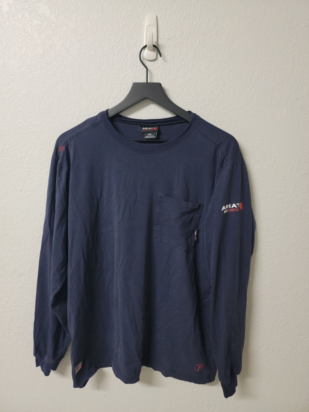 Ariat Cat 2 | 2112 FR Long Sleeve Workwear Pocket T-Shirt Men's Medium HAS HOLE